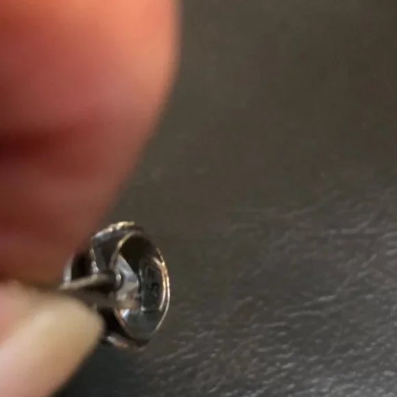 Slipada earrings - Picture 4 of 4